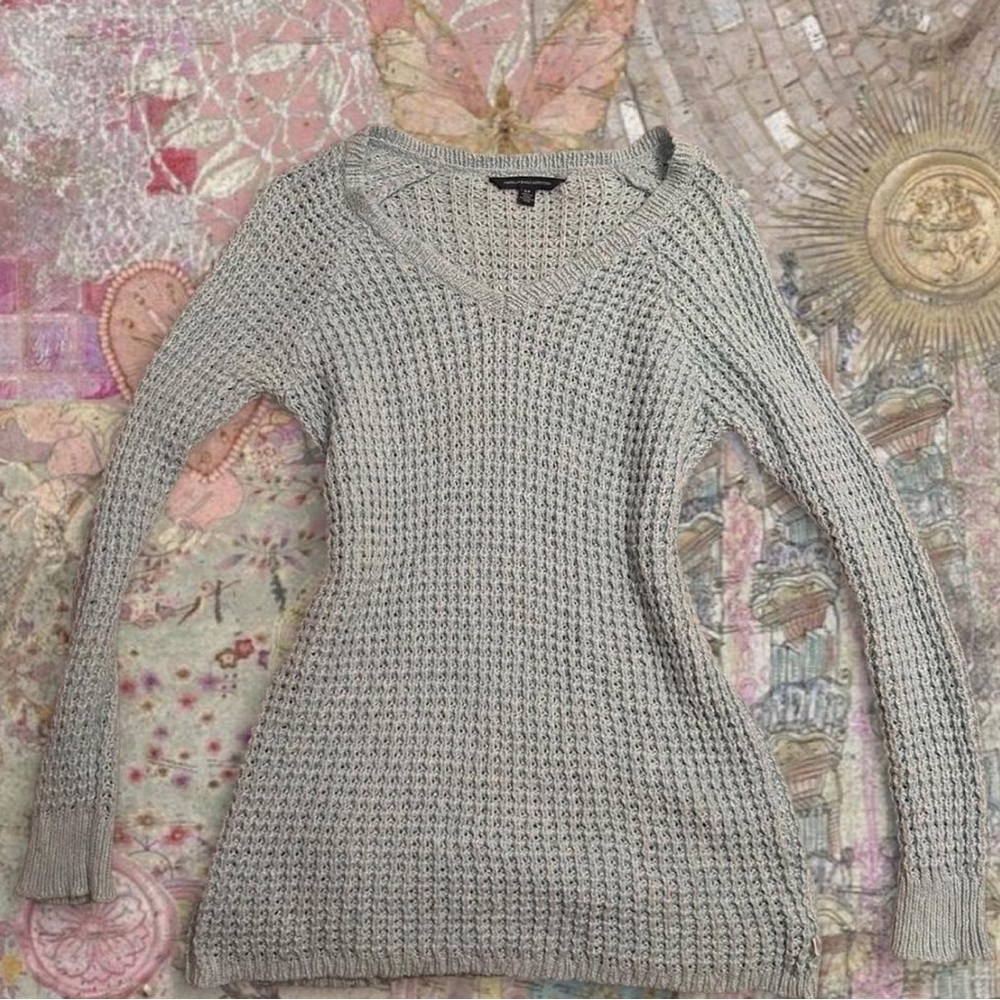 American Eagle Outfitters Light blue V-Neck Sweater